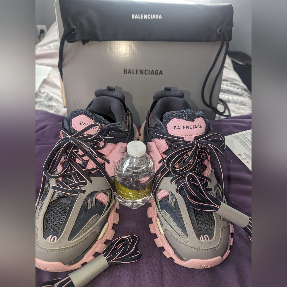 Size 40 Balenciaga Track Sneaker tricolor